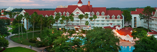 Disney's Grand Floridian pool and grounds with hotel building